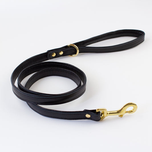 Black dog leather lead Willow Walks