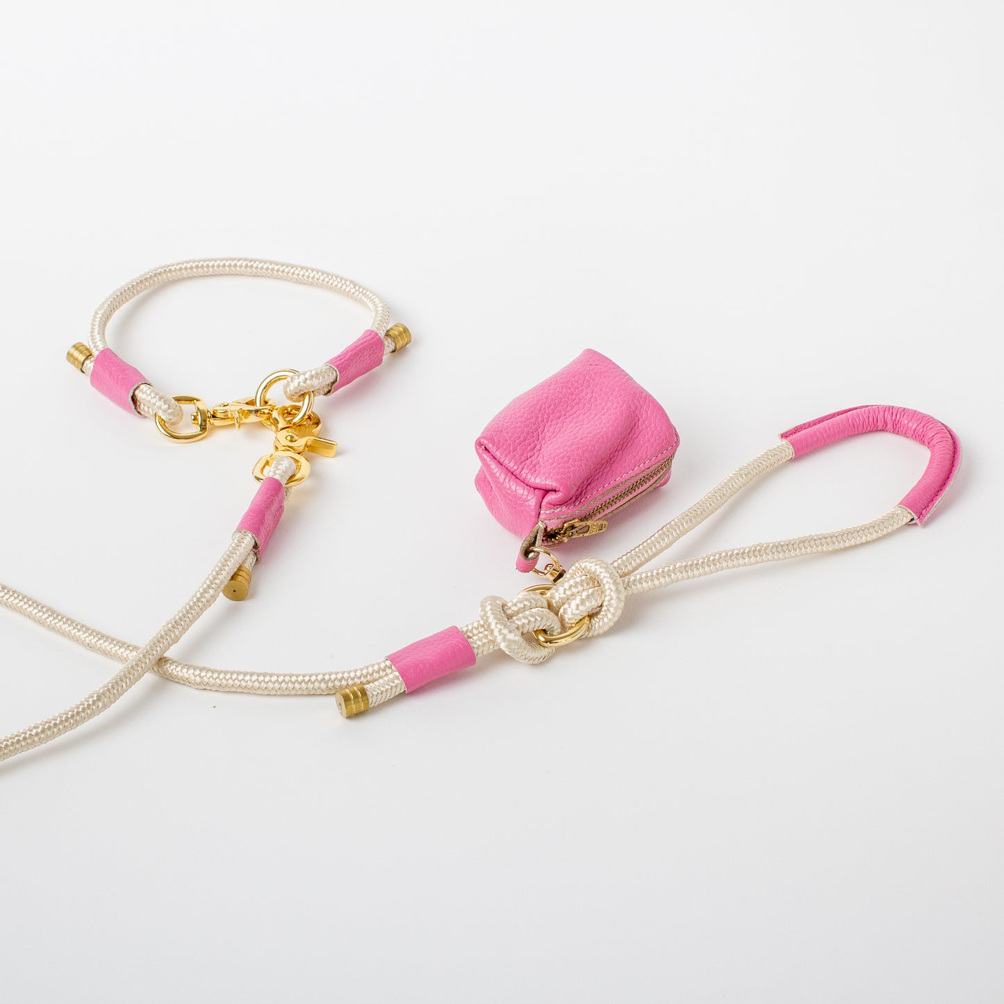 Willow Walks marine rope collar with leather details in ecru and hot pink
