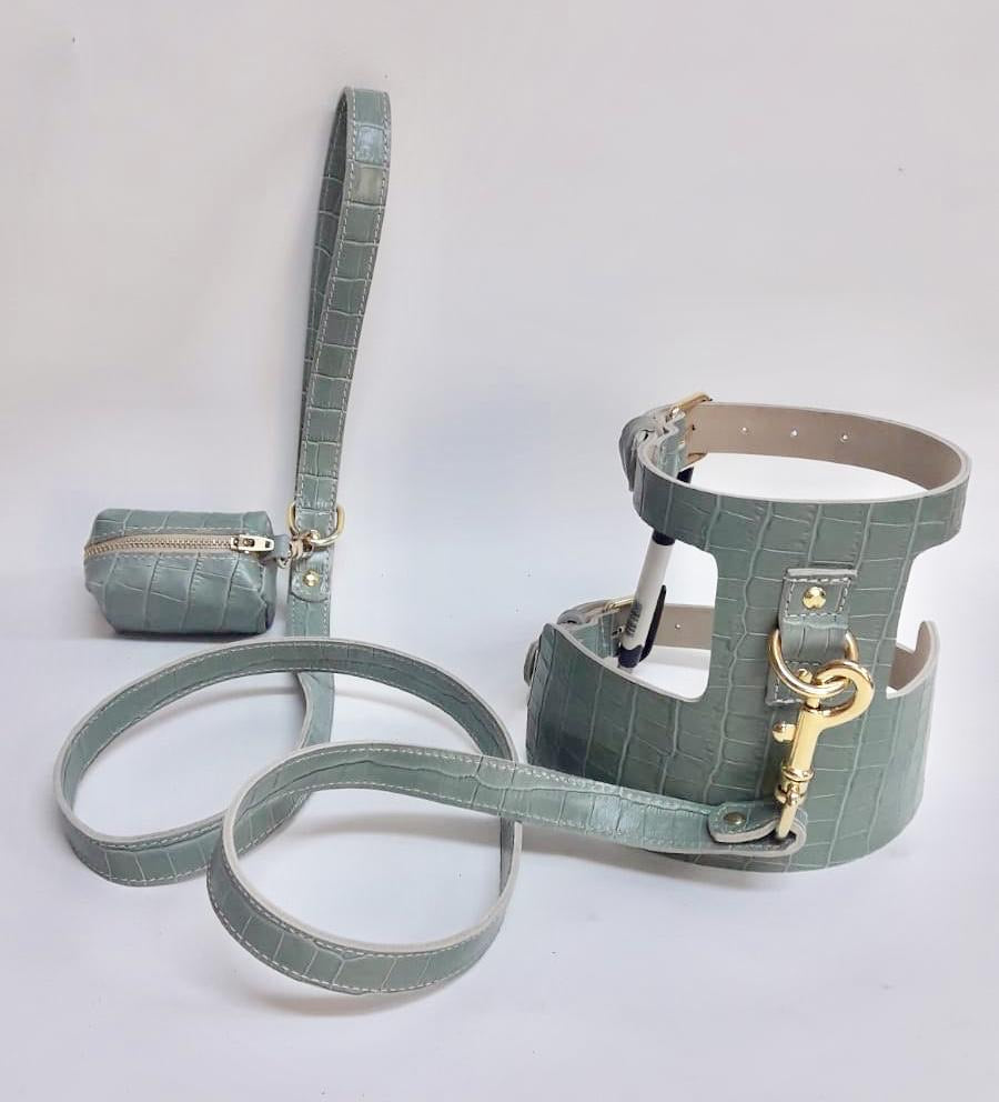 Willow Walks double sided leather lead with croc effect in sage green